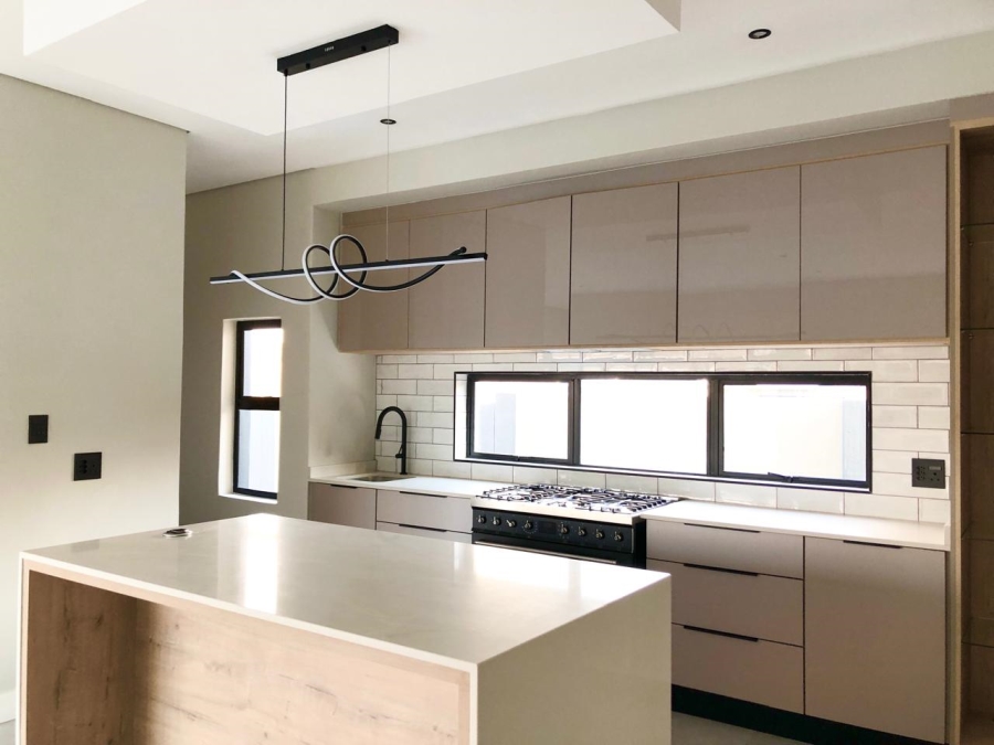 4 Bedroom Property for Sale in Fountainbrook Estate Gauteng