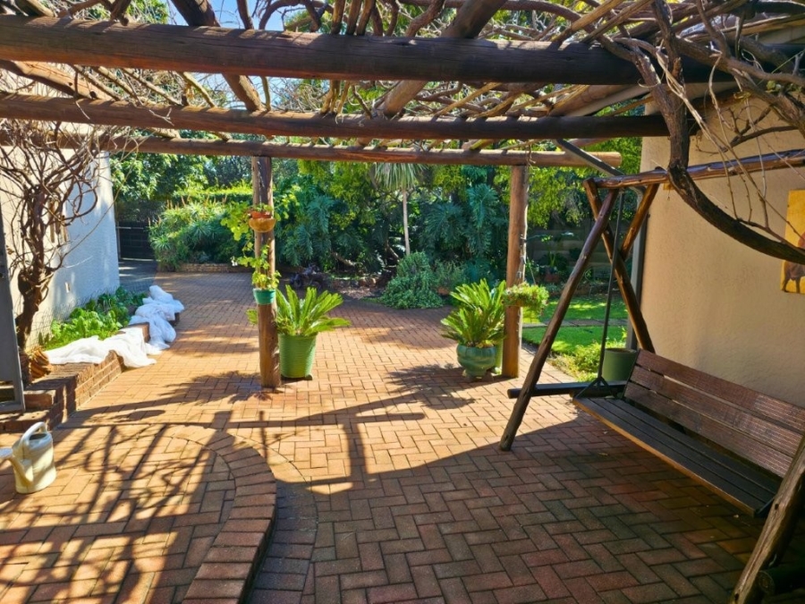 3 Bedroom Property for Sale in Birchleigh Gauteng