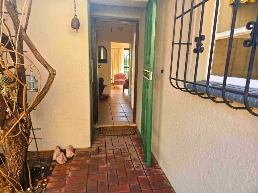 3 Bedroom Property for Sale in Birchleigh Gauteng