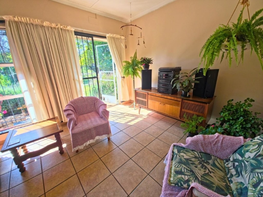 3 Bedroom Property for Sale in Birchleigh Gauteng