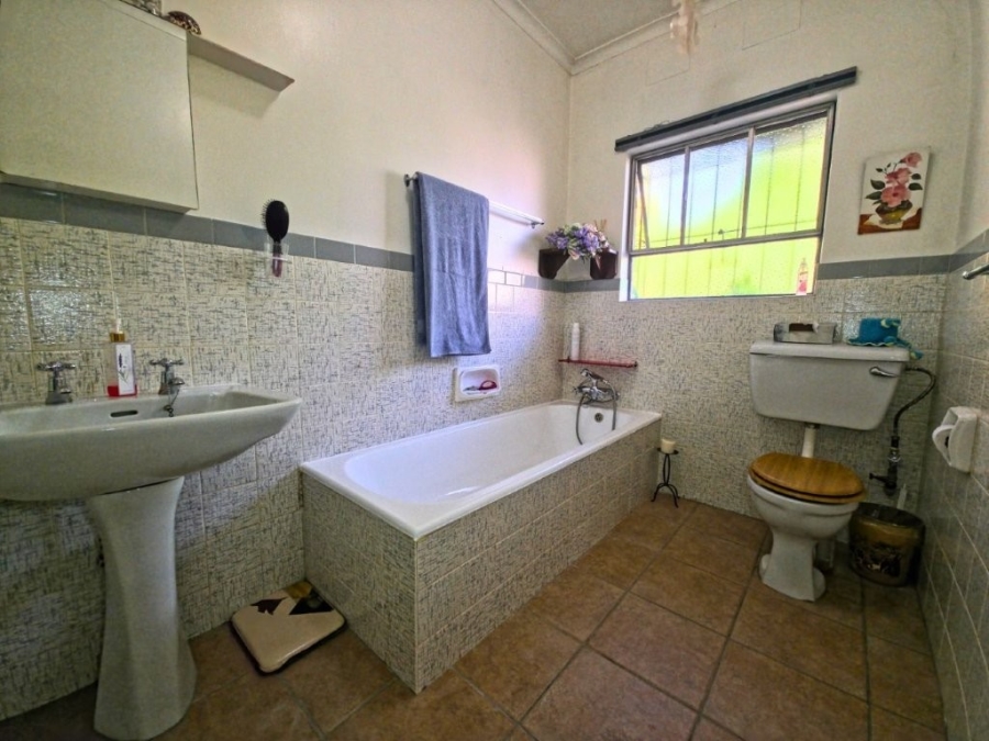 3 Bedroom Property for Sale in Birchleigh Gauteng