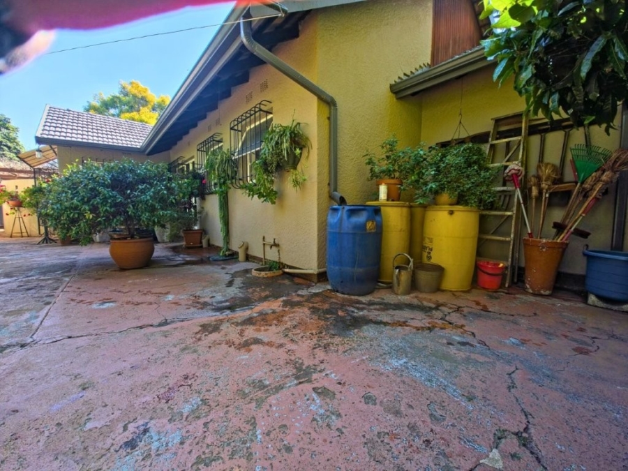 3 Bedroom Property for Sale in Birchleigh Gauteng
