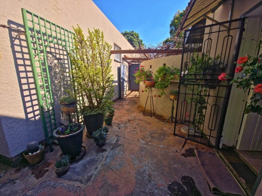 3 Bedroom Property for Sale in Birchleigh Gauteng