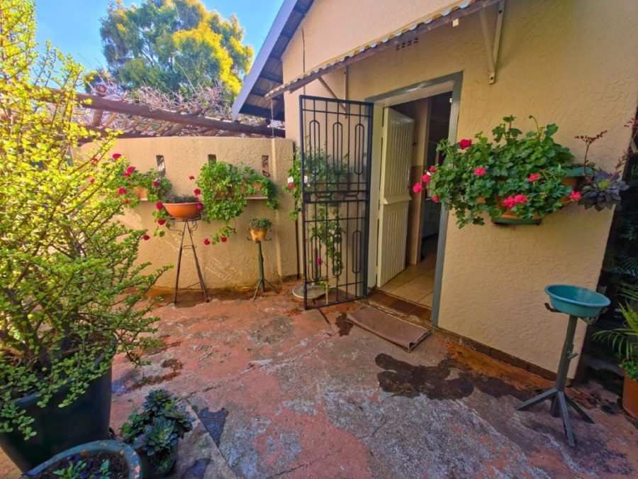 3 Bedroom Property for Sale in Birchleigh Gauteng