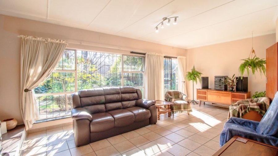 3 Bedroom Property for Sale in Birchleigh Gauteng