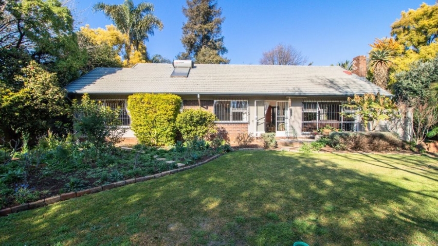 3 Bedroom Property for Sale in Birchleigh Gauteng