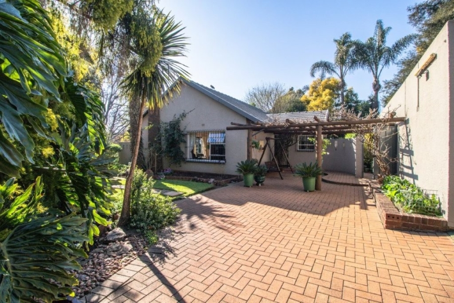 3 Bedroom Property for Sale in Birchleigh Gauteng