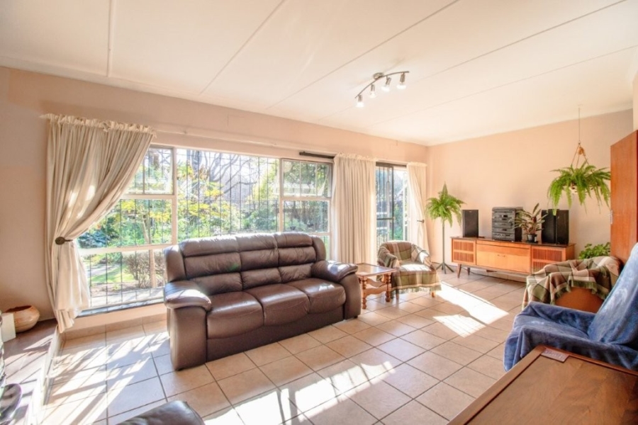 3 Bedroom Property for Sale in Birchleigh Gauteng