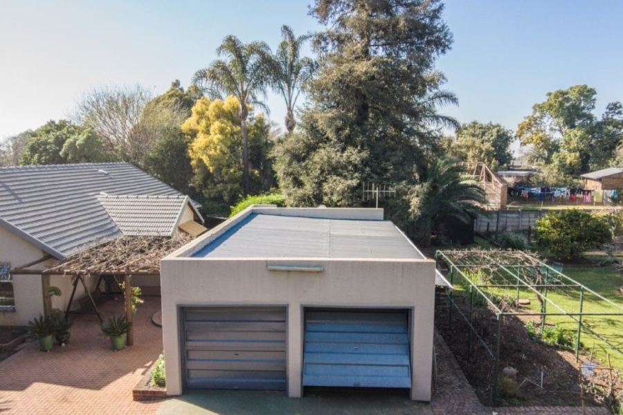 3 Bedroom Property for Sale in Birchleigh Gauteng