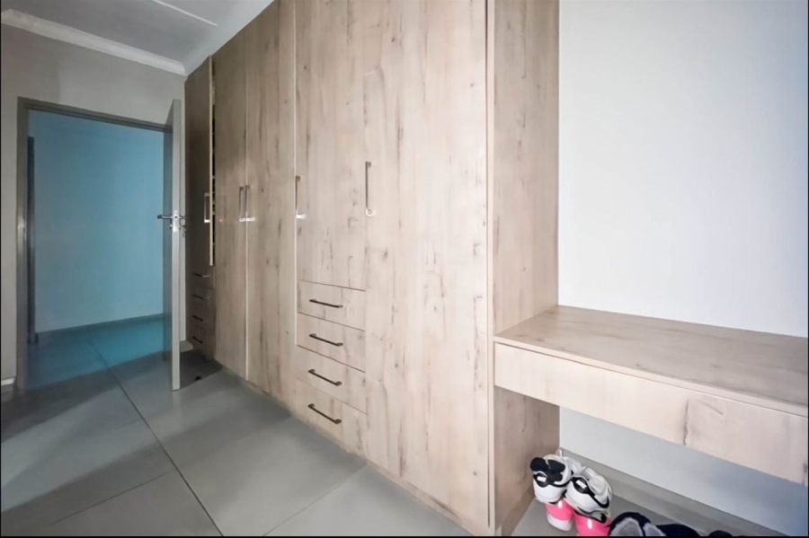 3 Bedroom Property for Sale in Carlswald Gauteng