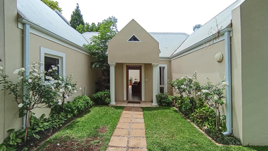 To Let 3 Bedroom Property for Rent in Silver Lakes Golf Estate Gauteng