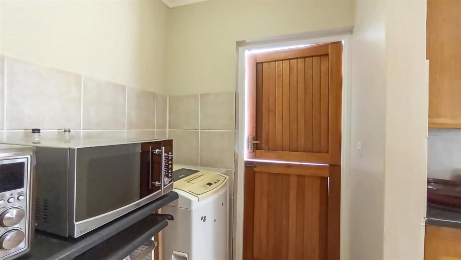 To Let 3 Bedroom Property for Rent in Silver Lakes Golf Estate Gauteng