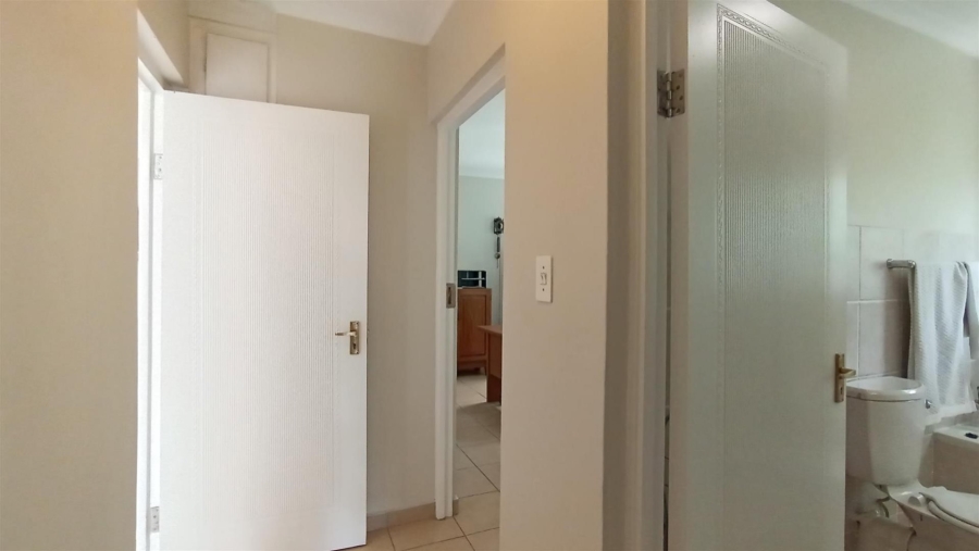 To Let 3 Bedroom Property for Rent in Silver Lakes Golf Estate Gauteng