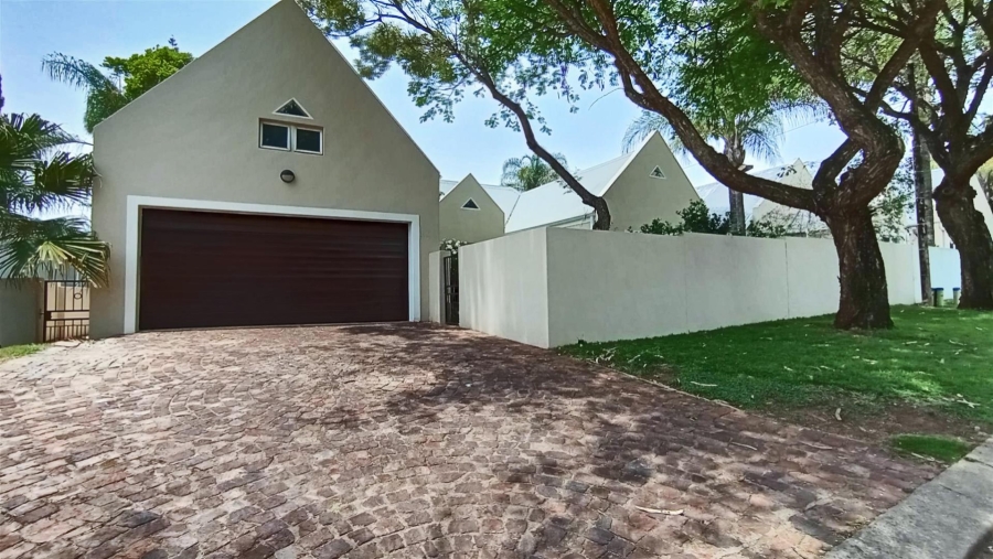 To Let 3 Bedroom Property for Rent in Silver Lakes Golf Estate Gauteng