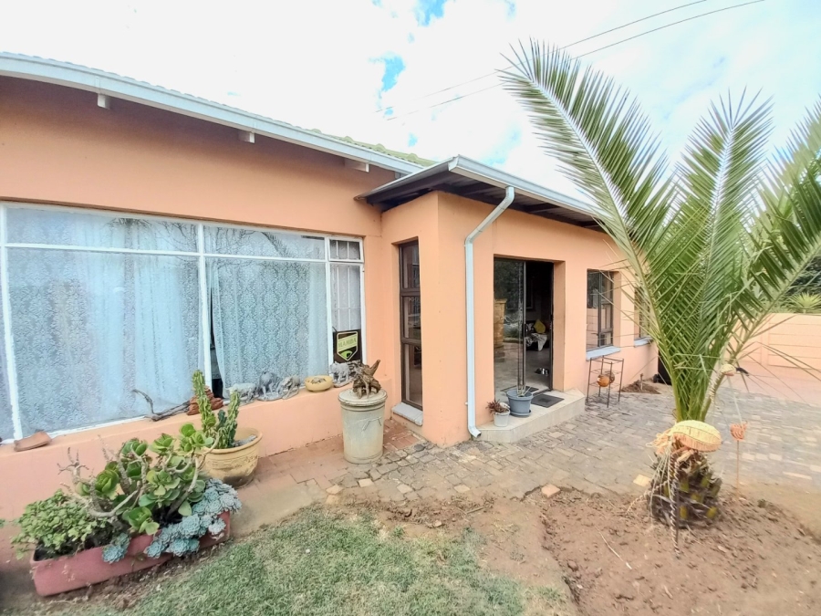 3 Bedroom Property for Sale in Symhurst Gauteng