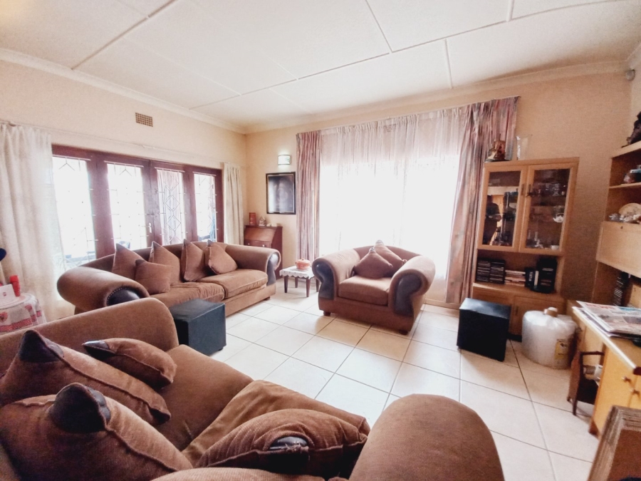 3 Bedroom Property for Sale in Symhurst Gauteng