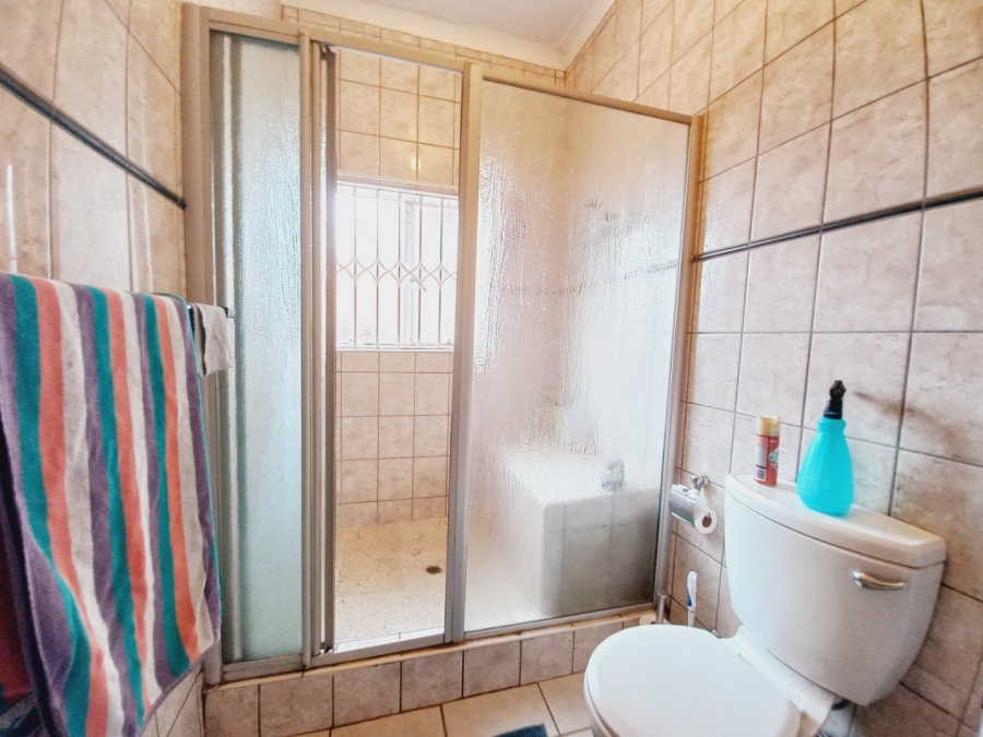 3 Bedroom Property for Sale in Symhurst Gauteng