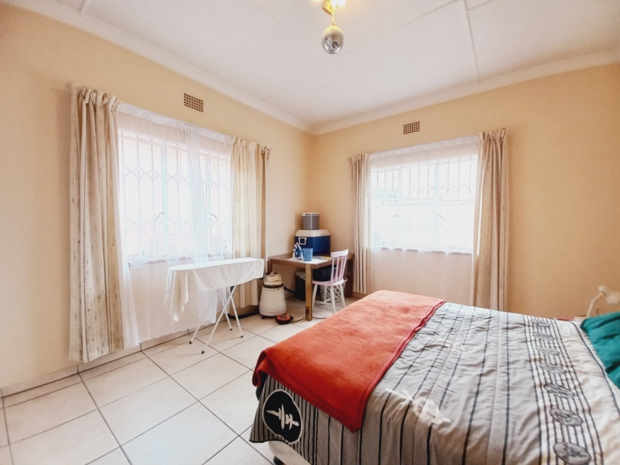 3 Bedroom Property for Sale in Symhurst Gauteng