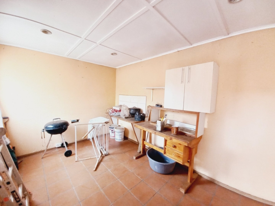 3 Bedroom Property for Sale in Symhurst Gauteng