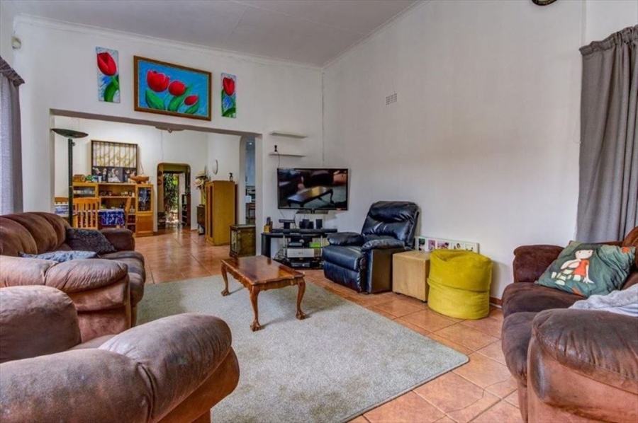 4 Bedroom Property for Sale in Birchleigh Gauteng