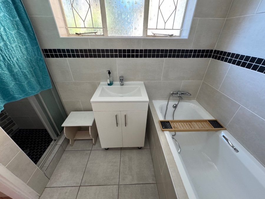 4 Bedroom Property for Sale in Birchleigh Gauteng