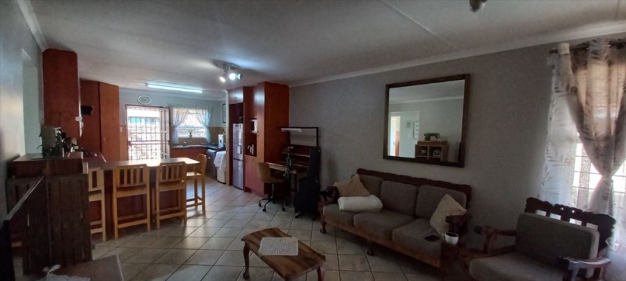 3 Bedroom Property for Sale in Bonaero Park Gauteng