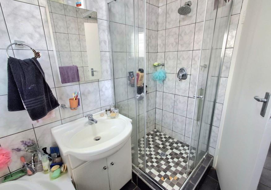 2 Bedroom Property for Sale in Marlands Gauteng