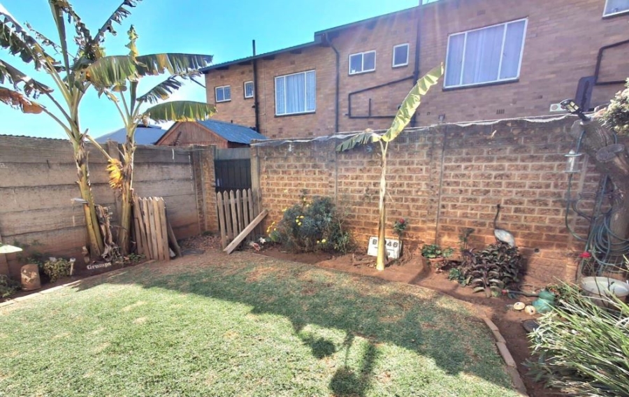 2 Bedroom Property for Sale in Marlands Gauteng