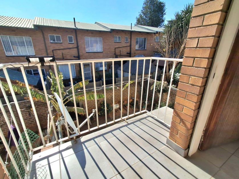 2 Bedroom Property for Sale in Marlands Gauteng