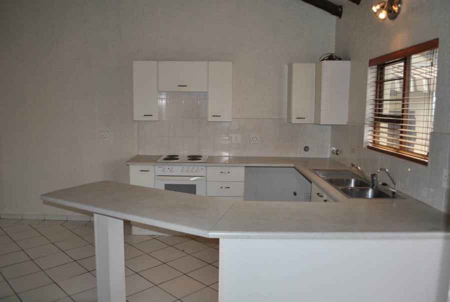 To Let 1 Bedroom Property for Rent in Paulshof Gauteng