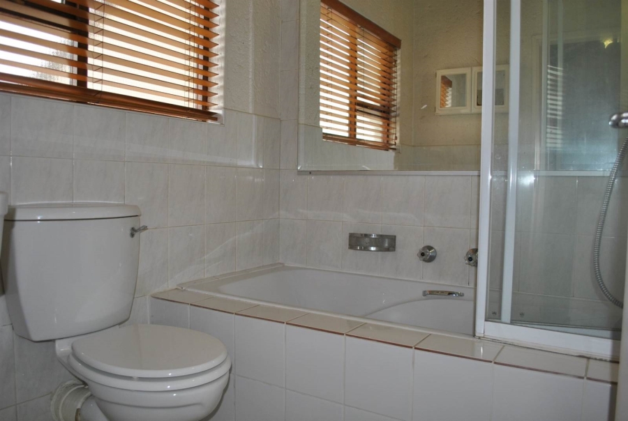 To Let 1 Bedroom Property for Rent in Paulshof Gauteng