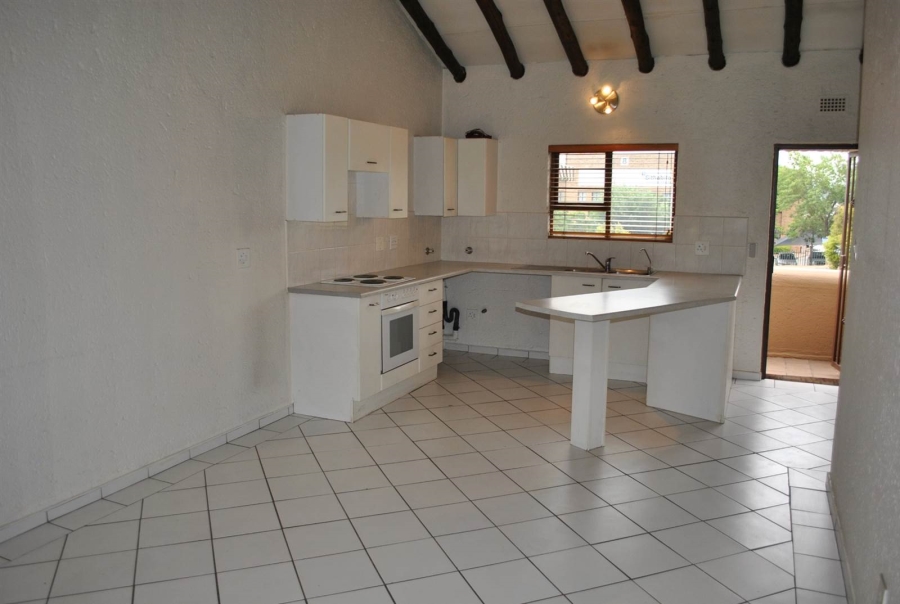 To Let 1 Bedroom Property for Rent in Paulshof Gauteng