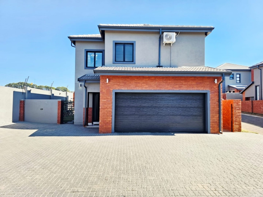 3 Bedroom Property for Sale in Raslouw Gauteng