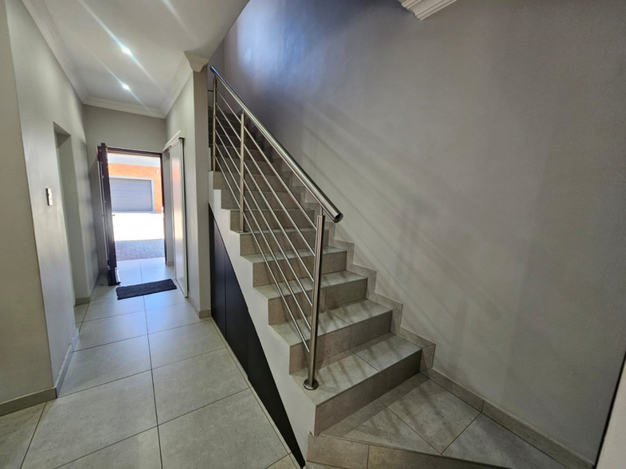 3 Bedroom Property for Sale in Raslouw Gauteng