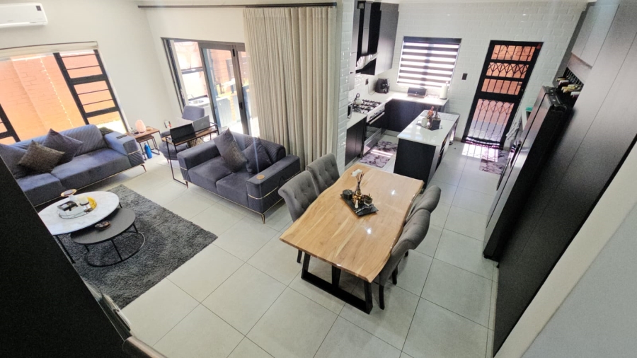 3 Bedroom Property for Sale in Raslouw Gauteng