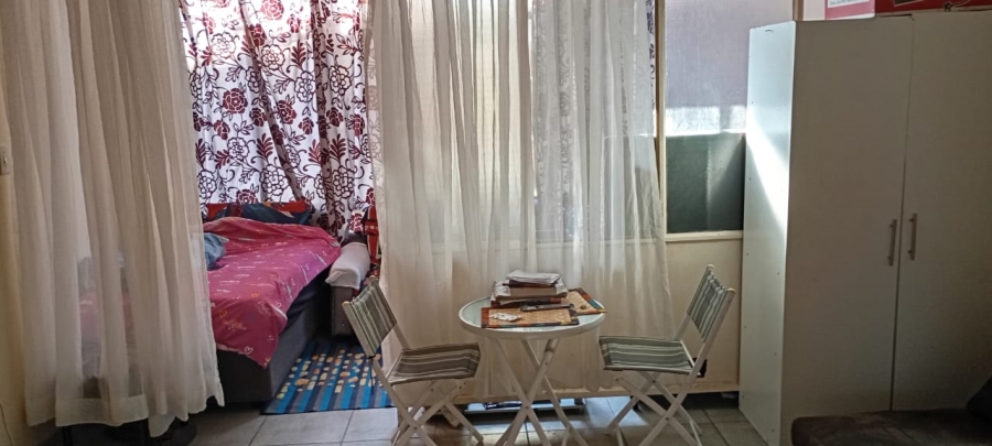 1 Bedroom Property for Sale in Arcadia Gauteng