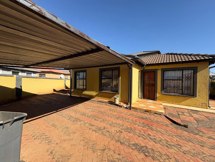 3 Bedroom Property for Sale in The Orchards Gauteng