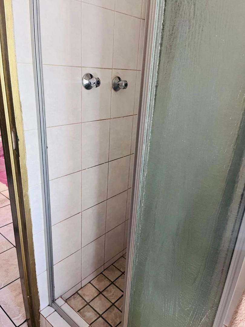 To Let 2 Bedroom Property for Rent in Weltevreden Park Gauteng
