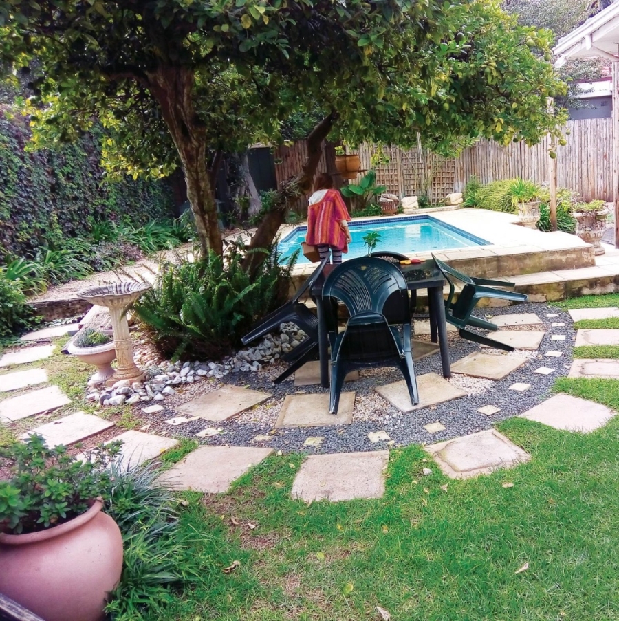 2 Bedroom Property for Sale in Highlands North Gauteng