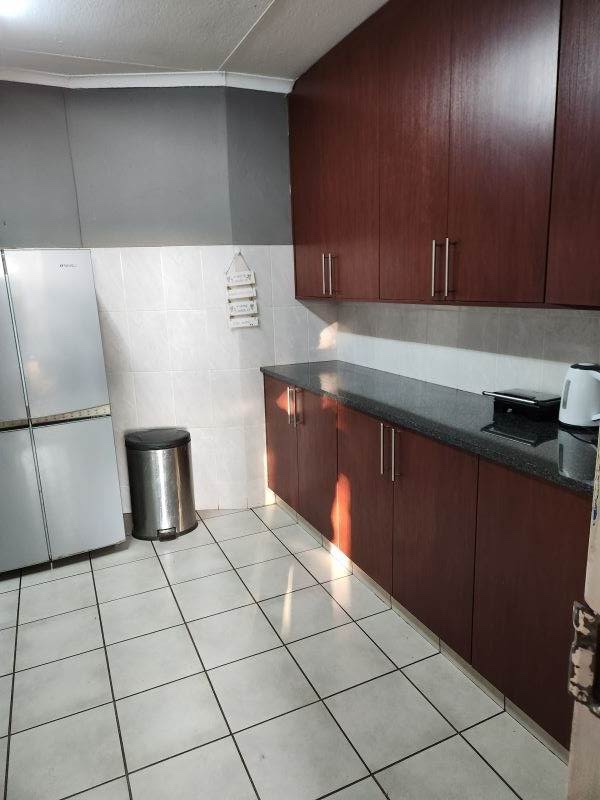 To Let 4 Bedroom Property for Rent in Tarlton Gauteng