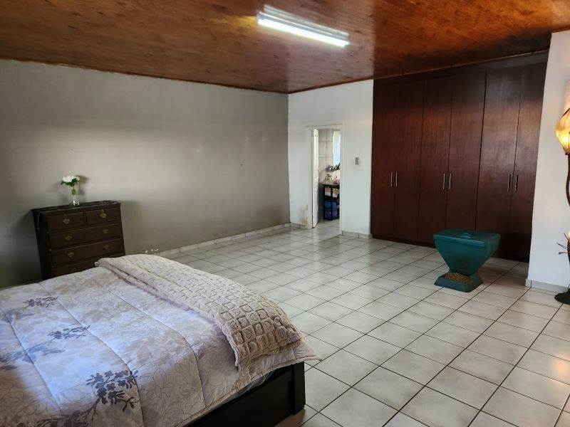 To Let 4 Bedroom Property for Rent in Tarlton Gauteng