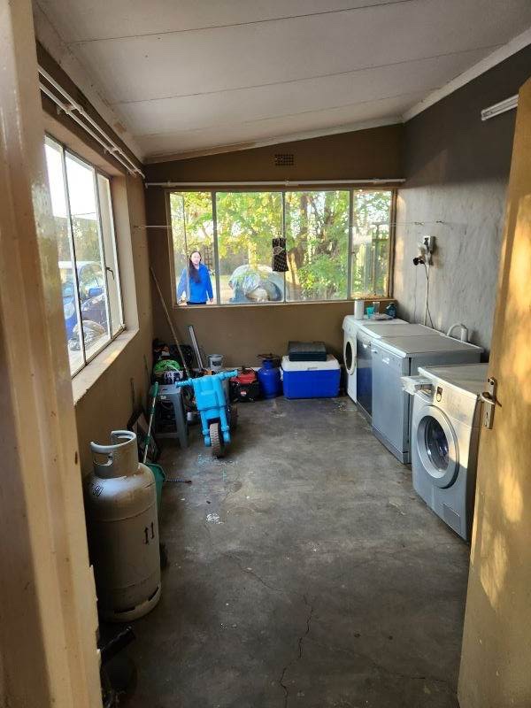 To Let 4 Bedroom Property for Rent in Tarlton Gauteng