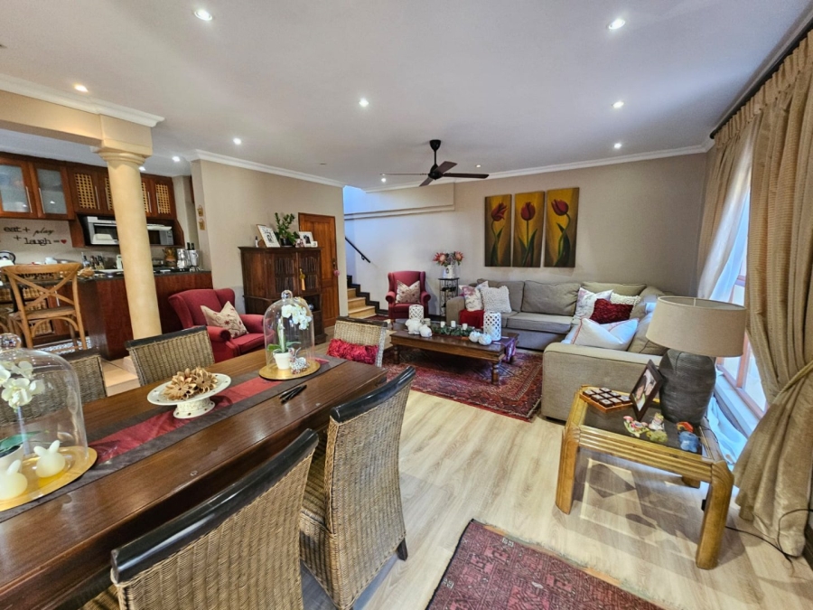 5 Bedroom Property for Sale in Moreleta Park Gauteng
