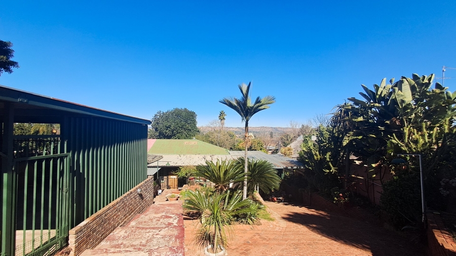 3 Bedroom Property for Sale in Mountain View Gauteng