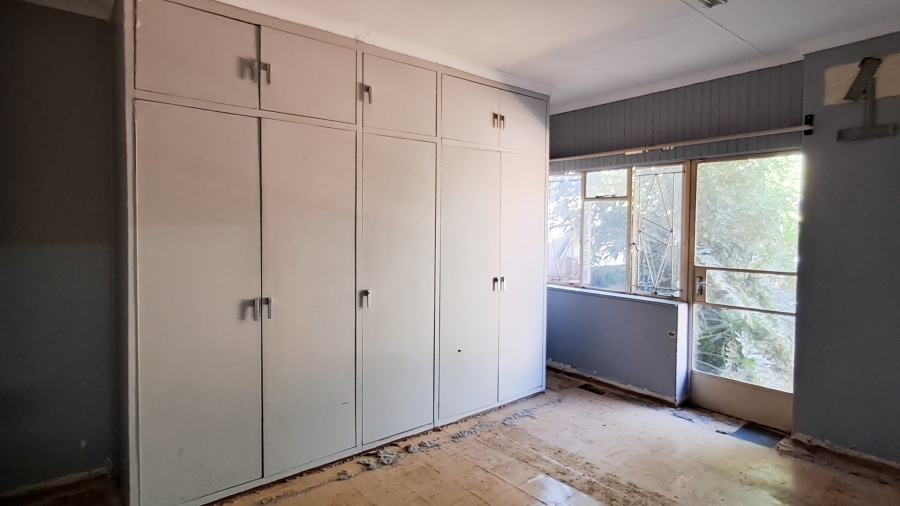3 Bedroom Property for Sale in Mountain View Gauteng