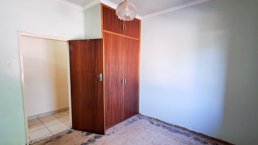 3 Bedroom Property for Sale in Mountain View Gauteng