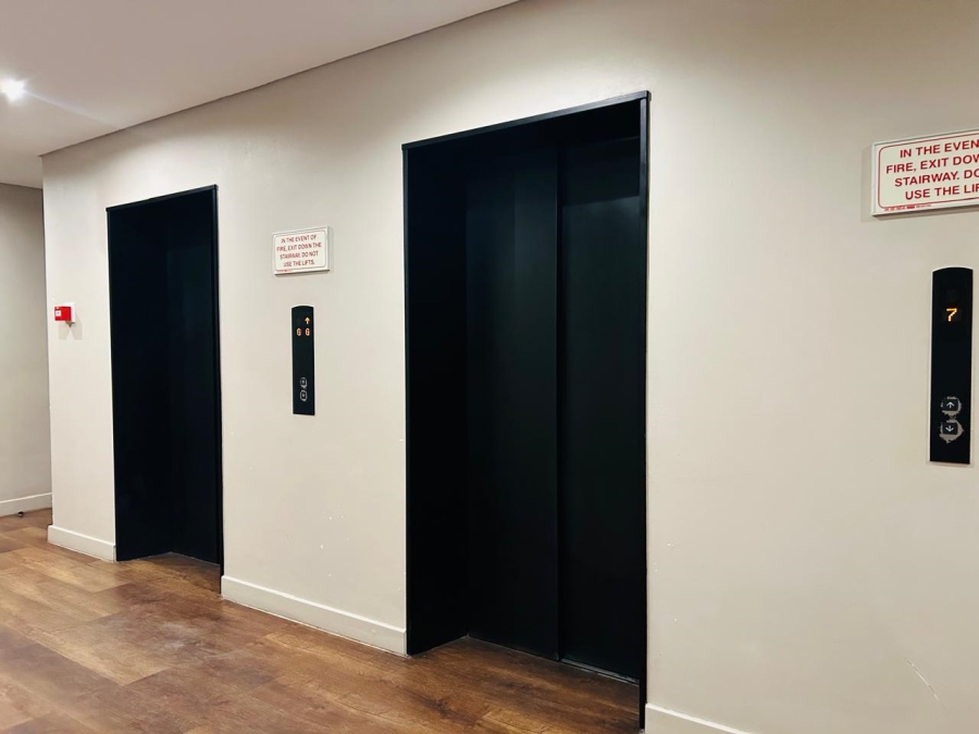 To Let 1 Bedroom Property for Rent in Sandown Gauteng