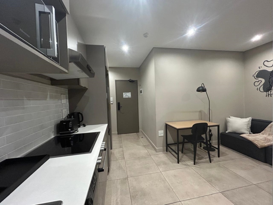 To Let 1 Bedroom Property for Rent in Sandown Gauteng