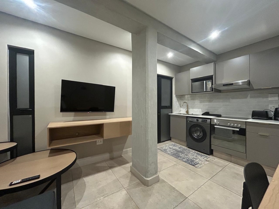 To Let 1 Bedroom Property for Rent in Sandown Gauteng