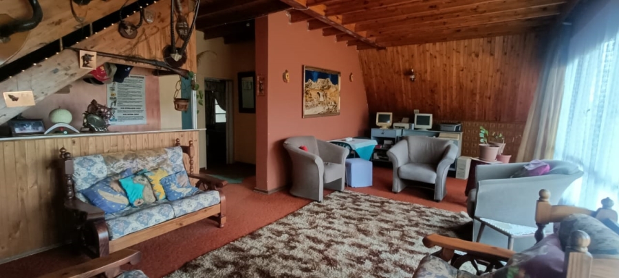 4 Bedroom Property for Sale in Theoville Gauteng